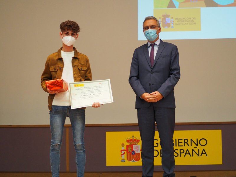 Tres estudiantes de Ávila y Zamora se alzan con los galardones del primer concurso de relatos por la igualdad