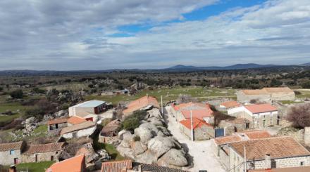 Altamiros: El eco tranquilo de la Sierra de Ávila