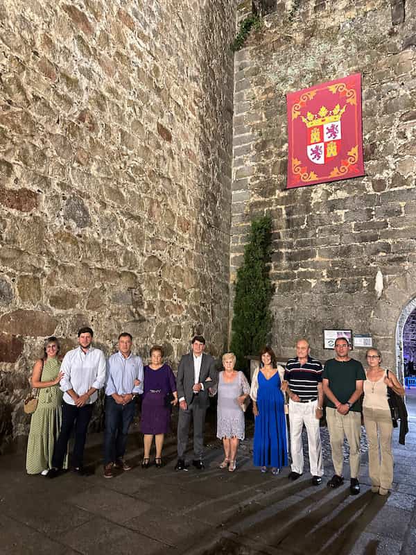 Arenas de San Pedro celebra el Día del Mayor con un emotivo homenaje