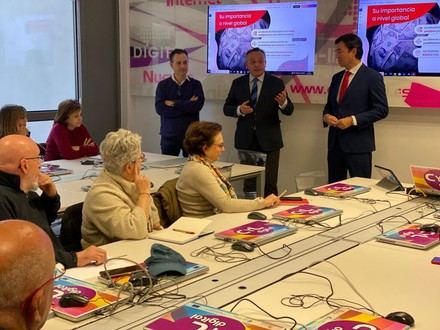 Más de 3.400 personas capacitadas en educación financiera por el programa CyL Digital de la Junta