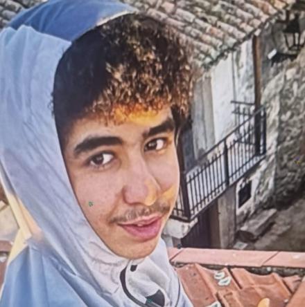 Desaparece un menor en Ávila; buscan con perros y drones