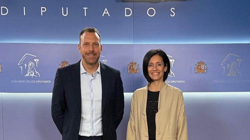 El PP asegura por ley las rutas de autobús en los pueblos de Ávila, con el rechazo del PSOE