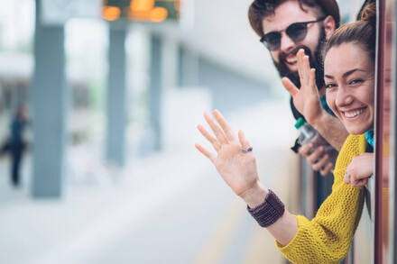 El programa Verano Joven alcanza 6,4 millones de viajes en tren y autobús con descuentos del 90%