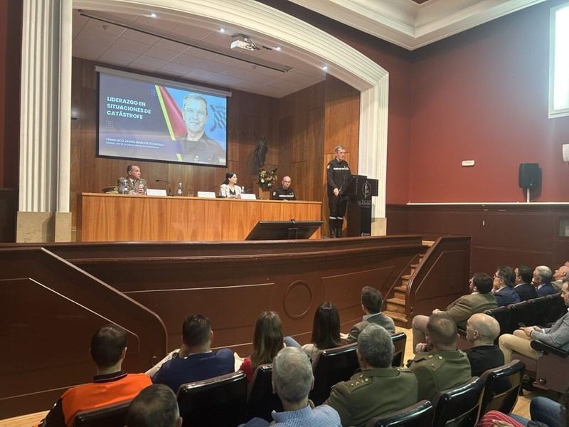 Francisco Javier Marcos ofrece ponencia sobre emergencias en la UCAV