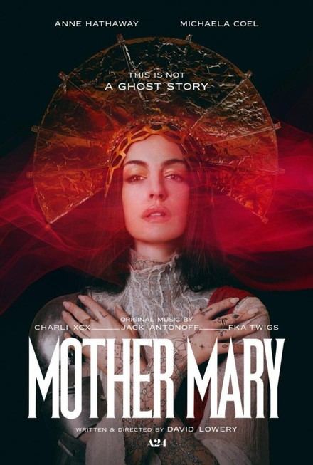 Llega a los cines "Mother Mary", un drama sobre el regreso de una estrella del pop