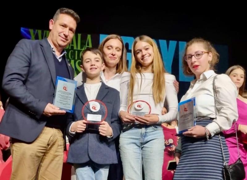 La Diputación recibe un premio por su apoyo a la gimnasia