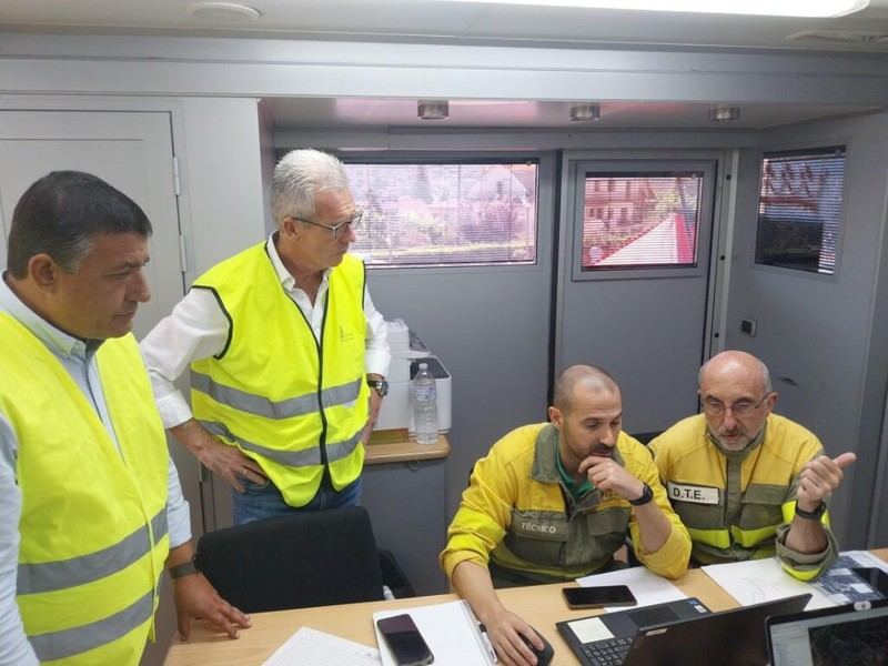 La Diputación de Ávila se une a la lucha contra el incendio en Cuevas del Valle