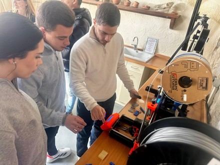La Diputación de Ávila instala su Laboratorio de Impresión 3D en Naturávila para escolares