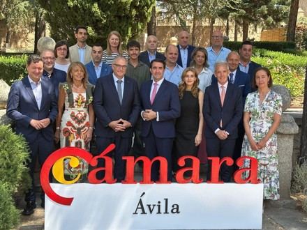 La Junta de Castilla y León resalta la importancia de la Cámara de Comercio de Ávila para el desarrollo económico local