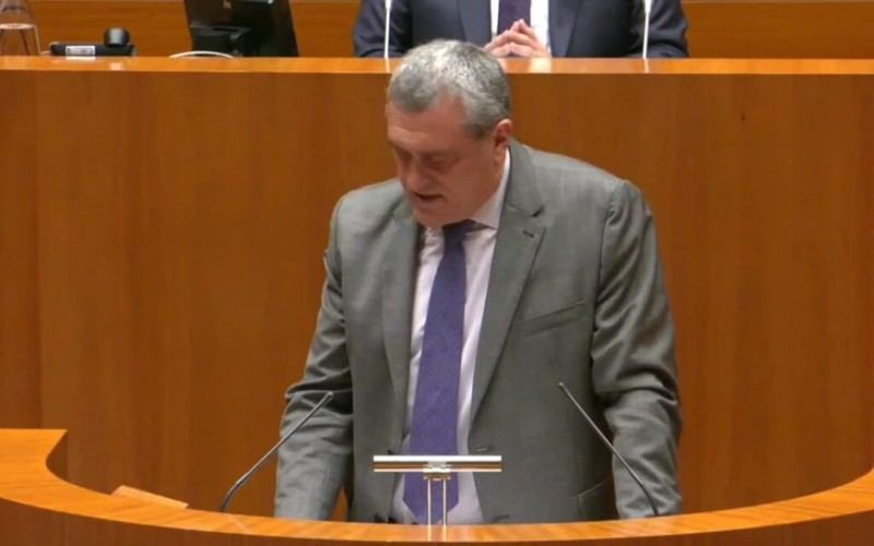 Pascual exige a Mañueco claridad sobre la corrupción en la trama eólica