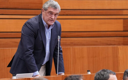 Pedro Pascual responsabiliza al PP y al PSOE del abandono ferroviario de Ávila