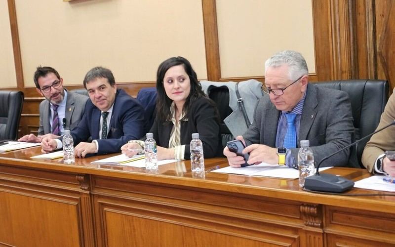 Por Ávila critica al Ayuntamiento de San Pedro del Arroyo por incumplir el programa 'Crecemos'