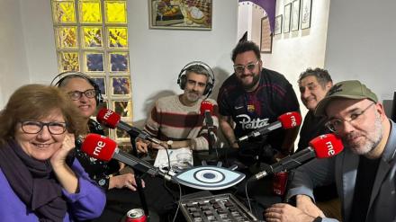 Preparativos en el Salón de Plenos para el Día Mundial de la Radio
