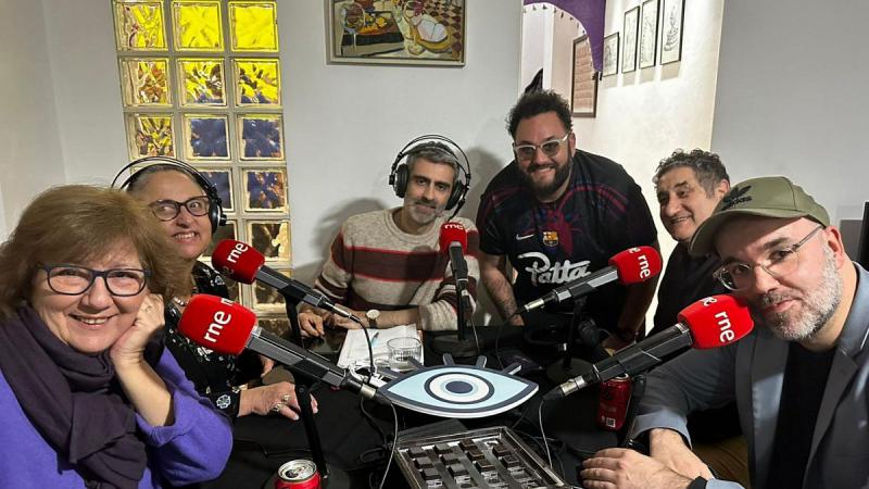 Preparativos en el Salón de Plenos para el Día Mundial de la Radio