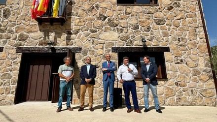 Serranillos estrena un nuevo edificio multiusos con apoyo de la Diputación
