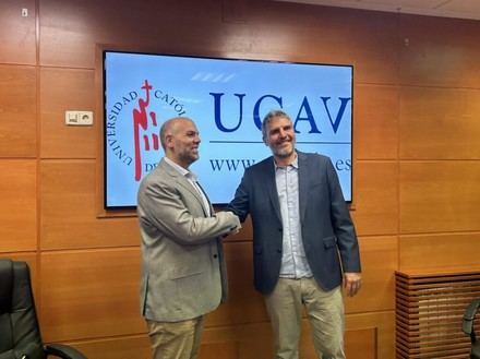 UCAV y CEOE Ávila lanzan cátedra para unir universidad y empresas