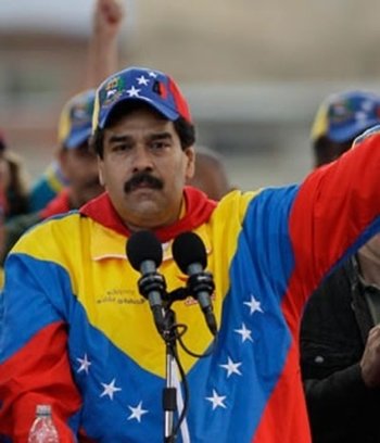 Un Maduro 'paranoide' se excusa ante su pueblo